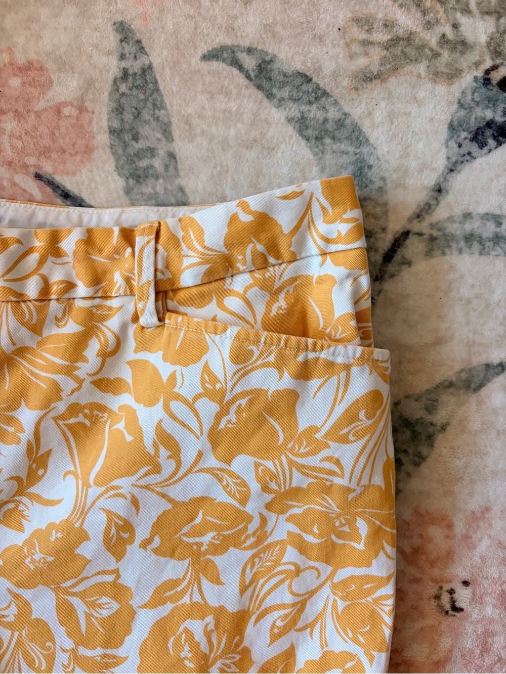 Lands' End White Straight-Leg Pants with Yellow Print - Picture 5 of 10